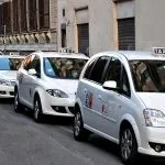 Hogyan juthat a Fiumicino repülőtér és Róma központjában (repülőtér) Hogyan juthat a Fiumicino repülőtér és Róma központjában