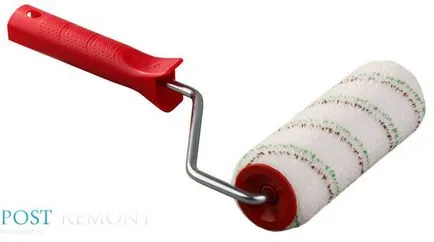 Mi hengerrel festeni a mennyezet és a falak, postremont (a tekercs jobb) Mi hengerrel festeni a mennyezet és a falak, postremont