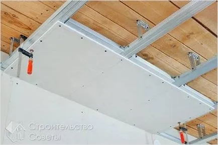 Hogyan erősít a gipszkarton a mennyezet - a technológia a rögzítés a mennyezet gipszkarton (gipszkarton) Hogyan erősít a gipszkarton a mennyezet - szerelési technológia gipszkarton a mennyezet