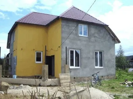 Hogyan kell festeni a ház homlokzata, vegye fel a szín és a szépség, mennyibe kerül,