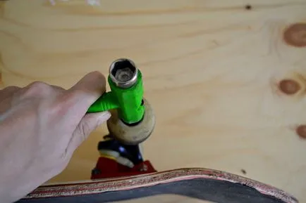 Hogyan változtassuk meg a csapágyakat gördeszka lifehack származó LFD (csapágyak) Hogyan változtassuk meg a csapágyakat gördeszka lifehack származó LFD