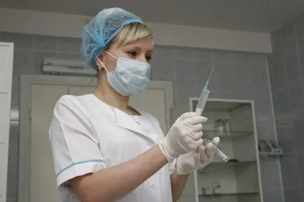 Hogyan készítsünk egy injekció intramuscularisan (im) Hogyan készítsünk egy injekciót izomba
