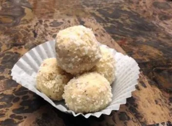 Hogyan készítsünk édességet Raffaello otthon