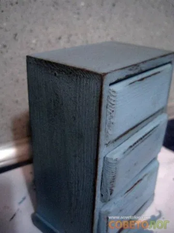 Hogyan készítsünk decoupage bútorok