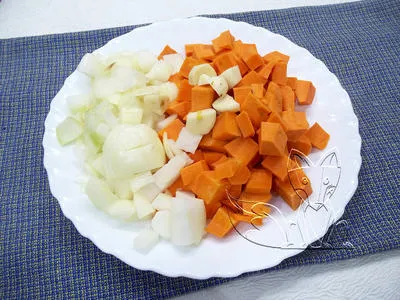 Hogyan készítsünk májpástétom - ínyenc csemege és gyengéd