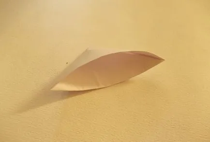 Hogyan készítsünk egy kard ki a papírt a kezét lépésről lépésre fotókkal és videó (csinálni) Hogyan készítsünk egy kard ki a papírt a kezét lépésről lépésre fotókkal és videó