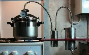 Hogyan készítsünk egy gőz dob (reflux) saját kezűleg (gőz dob) Hogyan készítsünk egy gőz dob (reflux) saját kezűleg