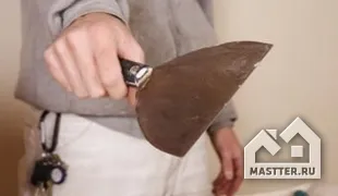 Hogyan lehet eltávolítani a régi gitt és milyen eszközöket kell használni egyidejűleg (kis maradványai gitt) Hogyan lehet eltávolítani a régi gitt és milyen eszközöket kell használni egyidejűleg