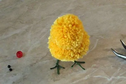 Hogyan kell varrni a játék a pompon fonal kezük (fotó) (varrott) Hogyan kell varrni a játék a pompon fonal kezük (fotó)