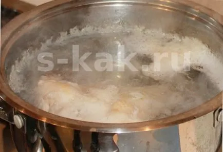 Főzni egy egyszerű csirkeleves
