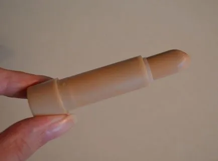 Hogyan terjed a pattanások - arckrémek, mint te, rejtegető helyesen