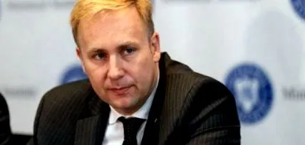 aggódni