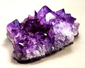 Amethyst leírása és mágikus tulajdonságait