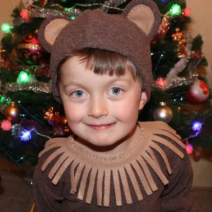 Bear ruha kezével 1