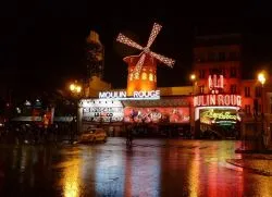 A párizsi Moulin Rouge