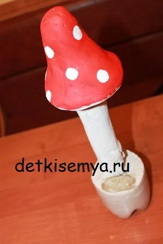 Amanita vakolat, mind a gyermek és a család (akárcsak gomba gipsz) Amanita vakolat, mind a gyermek és a család