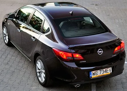 Opel astra sedan 1