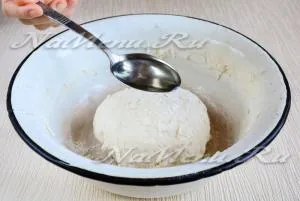 Pie gombával és burgonya a sütőben, egy lépésről lépésre recept fotók (gomba) Pie gombával és burgonyával a sütőben, a lépésről lépésre recept fotók