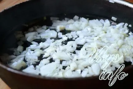Pie burgonyával és gombával recept egy fotó