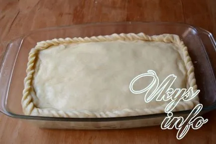 Pie burgonyával és gombával recept egy fotó