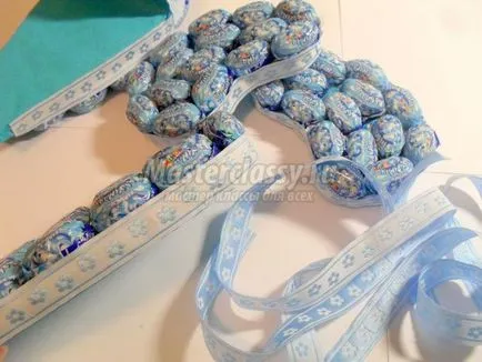 Gyártmányok csokoládék kezük (a Croche hack cukorka) Gyártmányok csokoládék saját kezűleg
