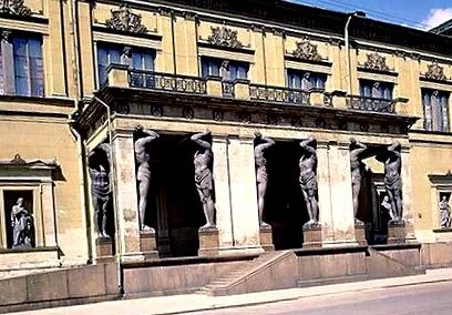 szükség