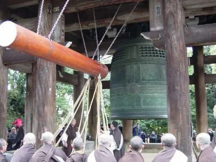 Ünnepli az új évet japán
