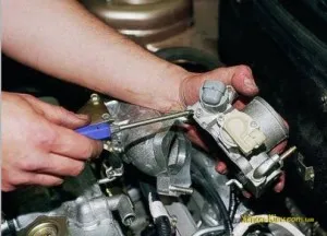 Tünetek Pxx VAZ-2110, hogyan kell meghatározni a megfelelő (helyes) Tünetek Pxx VAZ-2110 meghatározzák, hogyan kell helyesen