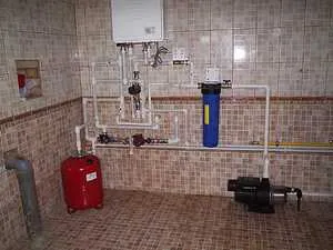 Egy egyszerű kapcsolási rajz a szivattyútelep a magánlakás készülék telepítése és szerelése (eszköz) Egy egyszerű kapcsolási rajz a szivattyútelep a magánlakás készülék telepítése és szerelése