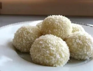 Rafaello „otthon recept édesség, sütemény, snack (feltételek) Rafaello „az otthon édességet recept, sütemény, snack
