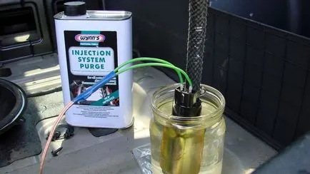 Flushing injektor tisztítófúvókákhoz kezük (saját) Kipirulás befecskendező fúvókák a kezüket