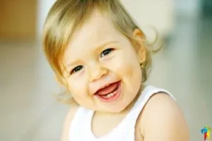 Gyermek 1 év és 6 hónap a fizikai és érzelmi fejlődése a baba (a fejlesztés) Gyermek 1 év és 6 hónap a fizikai és érzelmi fejlődését a baba