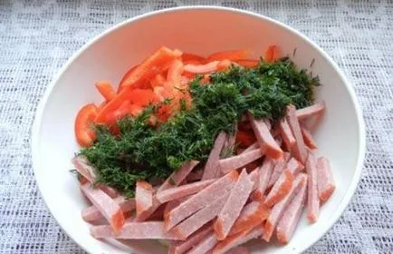 Recept saláta füstölt kolbász, uborka