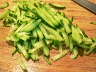 Friss saláta uborka és paprika