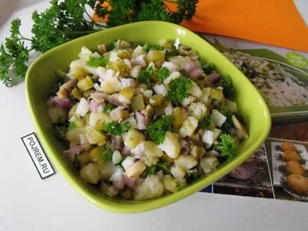 Saláta gombával, ecetes uborka, burgonya - lépésről lépésre recept, hogyan kell főzni fényképpel (gomba saláta) Saláta gombával, ecetes uborka, burgonya - lépésről lépésre recept, hogyan kell főzni fotókkal
