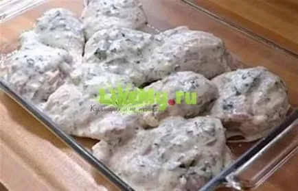 A legfinomabb pác grill csirkehús annyira lágy (shish kebab) A legfinomabb pác grill csirke hús olyan puha