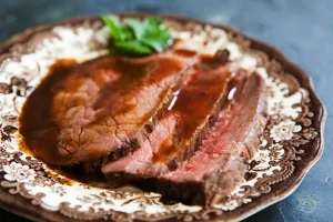 A rakott burgonya a sütőben - a páratlan recept a Easter (recept) A rakott burgonya a sütőben - a páratlan recept ünnep