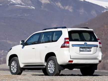 Összehasonlítás Prado vagy a Land Cruiser Toyota Land Cruiser 200 vs Toyota Prado (Cruiser) Összehasonlítás Prado és a Land Cruiser Toyota Land Cruiser 200 vs Toyota Prado