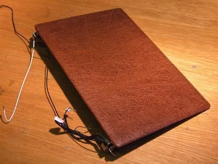 Stílusos netbook kezeddel (10 fotó) (kb) Stílusos netbook kezeddel (10 fotó)