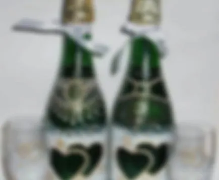 Esküvői pezsgősüveg meg a kezét -, hogyan kell díszíteni egy esküvői pezsgős üveg