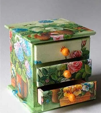 decoupage technikával bútorok - a móka!