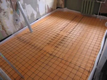 Fektetése meleg víz emeleti, áramkör, technológia, a módszerek, video