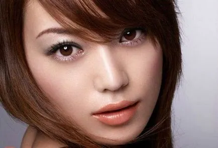 Japán makeup- árnyalatok alkalmazása smink, mint a japán nők (japán összetételnek) Japán makeup- árnyalatok alkalmazása make- fel, mint a japán nők