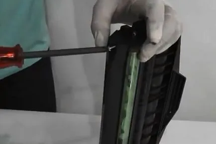 A patronok kitöltési PANASONIC KX mb1500 lézernyomtatókhoz fotoinstruktsiya lépésről lépésre és videó (patron) A patronok kitöltési PANASONIC KX mb1500 lézernyomtatókhoz és videó lépésről lépésre fotoinstruktsiya