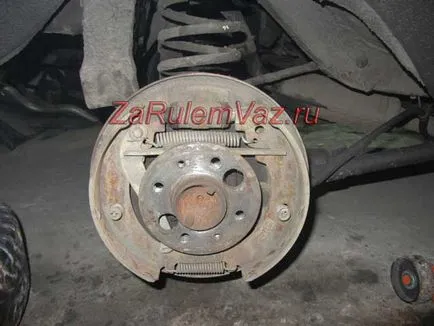 Cseréje a hátsó tengely a VAZ-2101 (vissza) Cseréje a hátsó tengely a vázák 2101