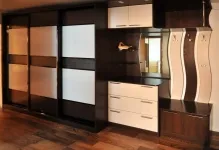 Mezzanine a folyosón, hogyan lehet a saját kezét, előszobaszekrényhez, rekesz és a tükör alla 5, tervezése és