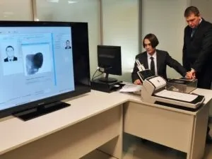 Biometrikus útlevél az új minta eltér a régi, mi változott 2017-ben (új) Biometrikus útlevél az új minta eltér a régi, mi változott 2017-ben