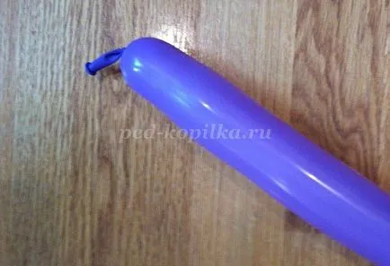 Csokor a golyókat a kezét