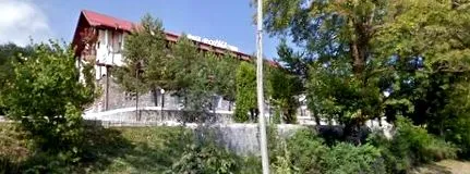 постачальник
