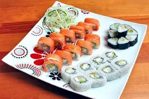 Mi a különbség a sushi tekercs